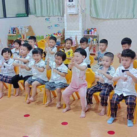 启元幼儿园小二班第十八周教学活动内容