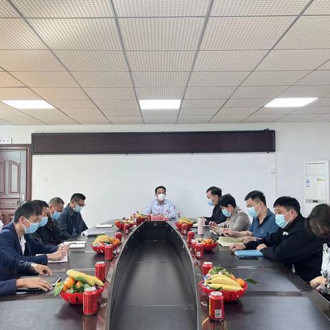 乐东县委常委张国辉到莺歌海镇开展节后走访慰问