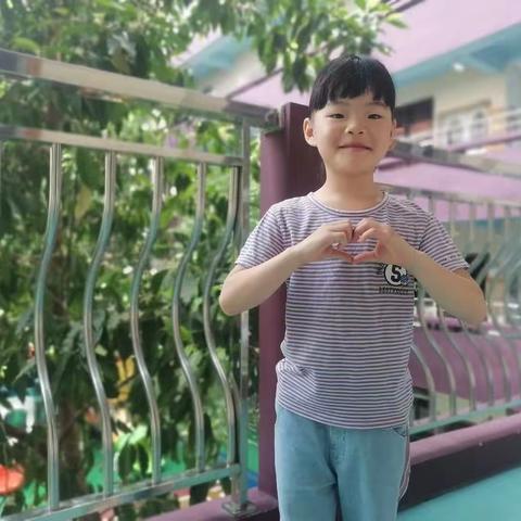 💕商业幼儿园大五班罗樱方小朋友成长足迹💕