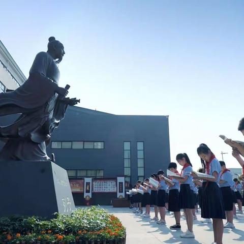 腹有诗书气自华，最是书香能致远  ——列子小学开展书香家庭系列宣传