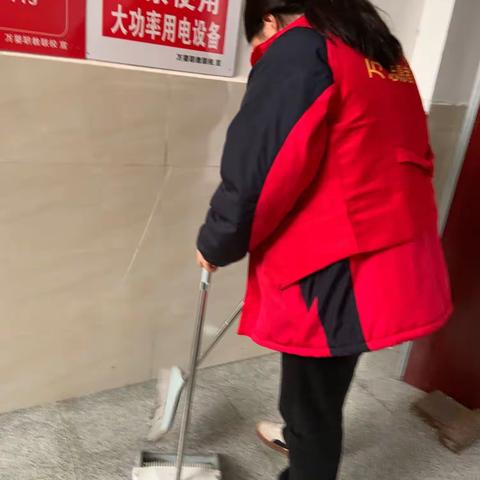 劳动模范——陈园艺