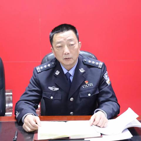 特殊警务支队组织学习近期市局会议精神并对“两会”安保工作再部署