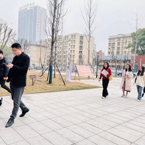 外出学习拓视野，凝心聚力助发展----记统溪河镇学校赴长沙实验雨花中学学习活动第二天