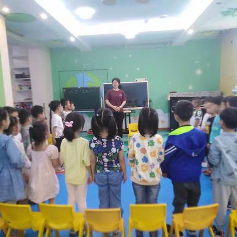 家长进课堂 、携手共成长─海口市滨涯幼儿园教育集团金盘二分园（中一班）