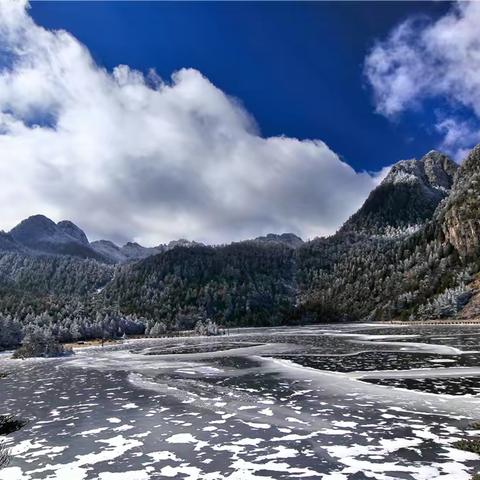 螺髻山——冰雪雕铸的童话世界