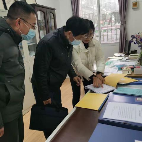 又是一年勤勉时，不负春光不负卿—— 六十四中学汉正校区谢督学下校督查纪实