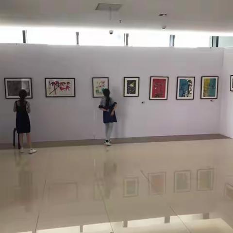 象山丹瀛幼儿园幼儿创意美术展开展啦！欢迎大家来参观^_^   地址：象山文化活动中心（象山书城对面）