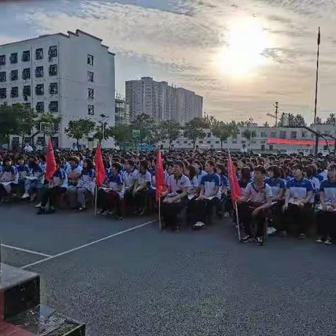 让书香伴我成长，让读书成为习惯一新蔡县实验中学八年级组名著阅读分享演讲比赛