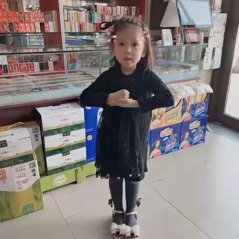 “不忘初心，夏约而来”九原区幼儿园中班健康活动《多喝水身体好》反馈