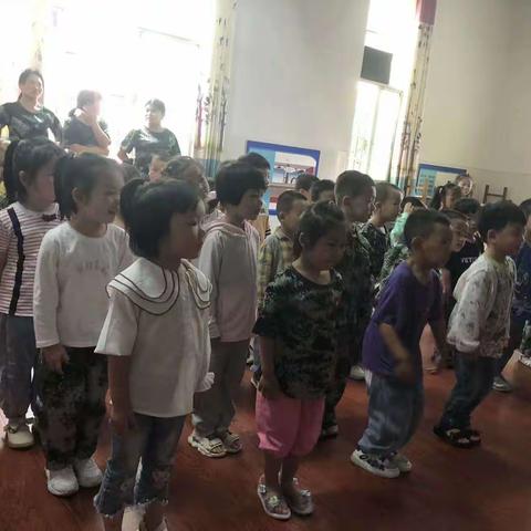 好孩子幼儿园苗苗二班游戏课