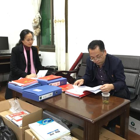 周部长来我校指导党建工作