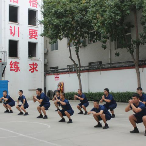 华建路消防救援站组织开展基础体能训练