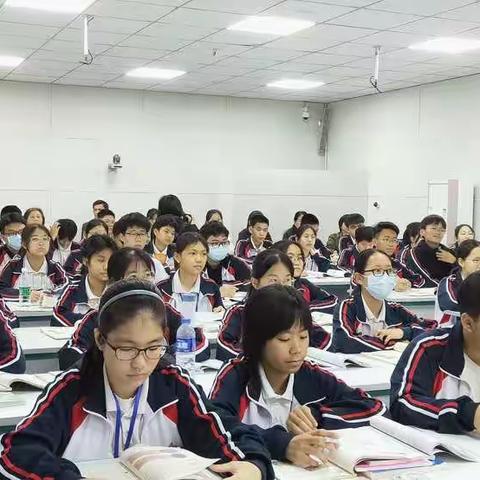 一轮研讨，助推中考—海口市第七中学政治科组复习研讨课