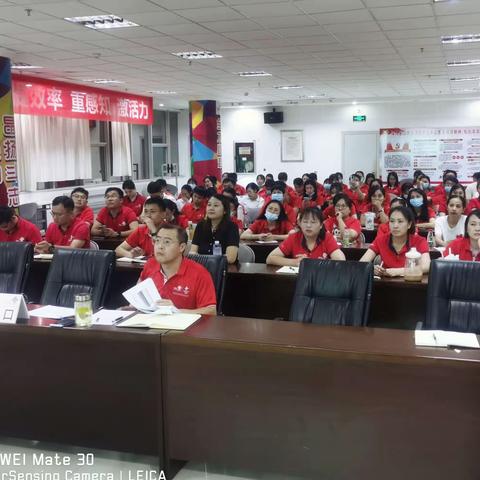 中秋“联”国庆，好礼“通”万家！——海口联通自营厅双节促销