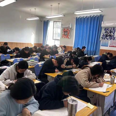 冬学不止 奋斗不息——记青岛志贤中学高二三班冬学热潮风采