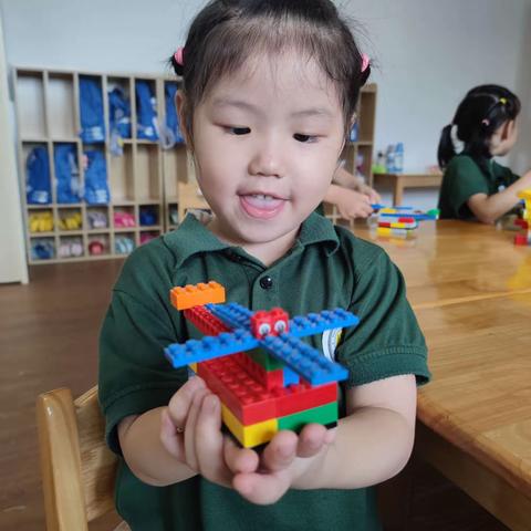 2022春梅沙幼儿园创意搭建第十课——直升机🚁