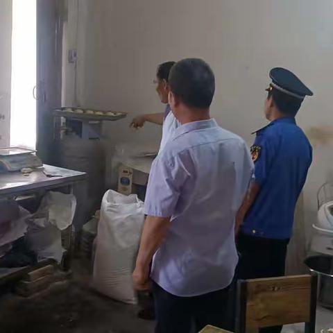 莱芜区牛泉镇：结合城管进社区进行安全检查回头看，防范于未“燃”