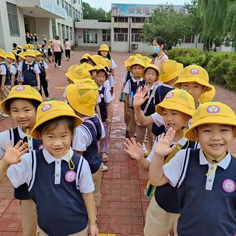 参观小学初体验，幼小衔接零距离——寿光市田柳镇新龙幼儿园