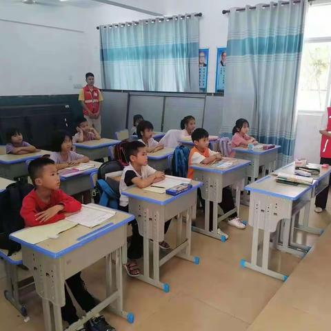 大田镇网格员多措并举开展“护苗进校园”宣传活动