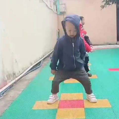 快乐幼儿园-豆1班