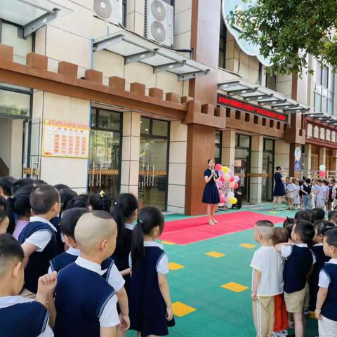 金色童年幼稚园第七届“放手去爱、独立成长”主题活动