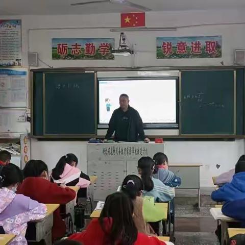 以教促研，教研相长——业州镇罗家坝小学语文教研组“课改课”活动