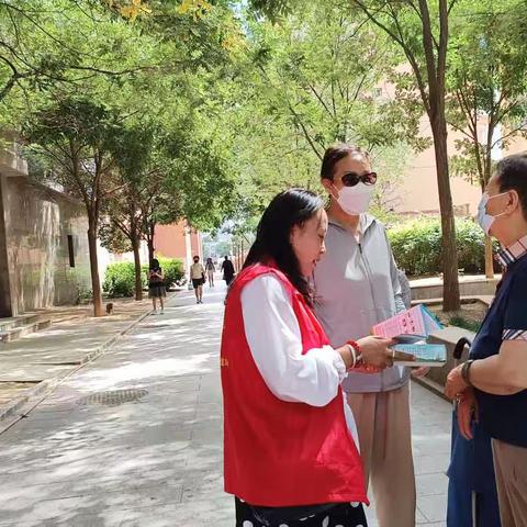 东街街道河西社区垃圾分类宣传活动