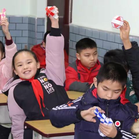 祥云路小学“玩转数学”校本课程展示