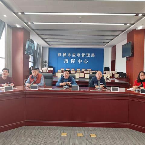 联合网上巡查     确保“两会”安全