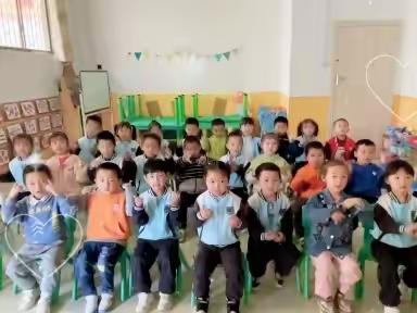 新时代幼儿园勤学E班第六周美好日常