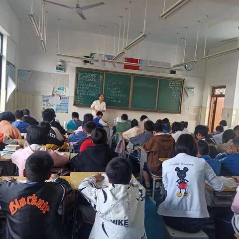 打造高效课堂，政史地人奋力拼搏——道县潇水学校政史地十月教研活动