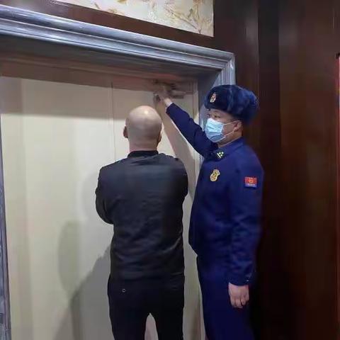 兰西县消防救援大队深入辖区“九小场所”开展消防安全检查