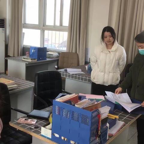 濮阳市依法治校示范校验收-南沙窝小学