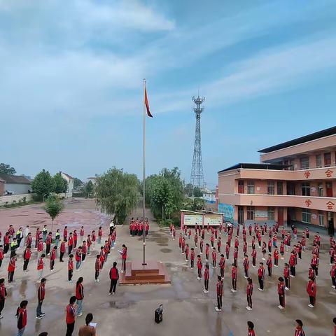 保护环境，绿美校园——高村小学世界环境日升旗仪式