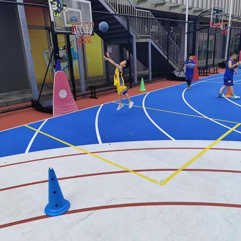 篮途篮球 23年春季篮球班周六8：30