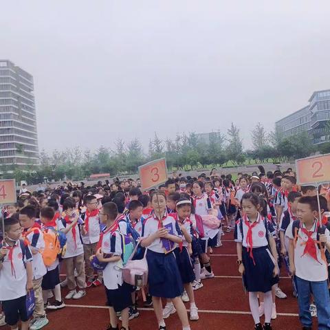 “践行科创课，播种航天梦”主题研学课程重庆科学城第一实验小学校三年级二班2022—2023学年下期行