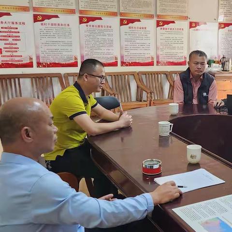 2023年3月30日海南大华园律师事务所王端木律师到皇桐潭楼村委会进行关于《未成年人保护法》的法律讲