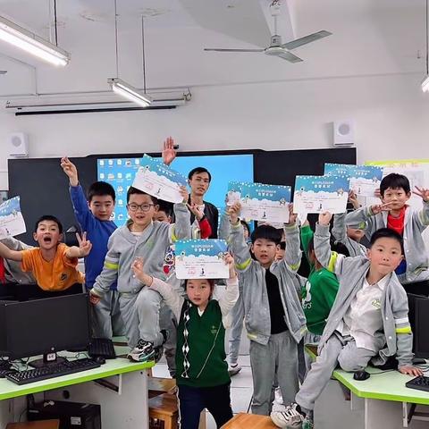 无人机社团第一阶段顺利结营！