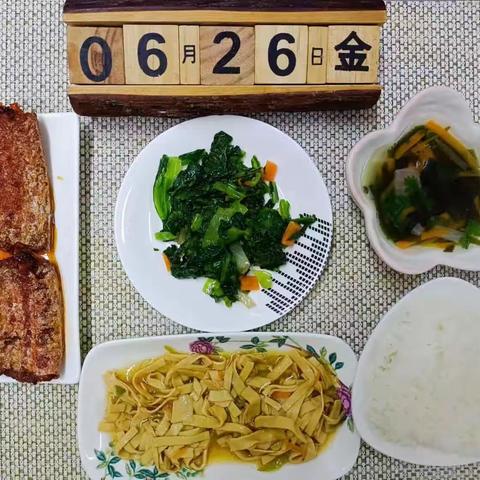 “舌尖上的美食”🌾🍜——艾贝尔幼儿园美食美篇