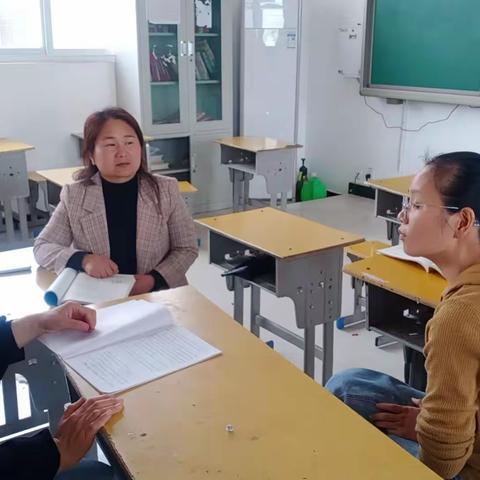 九街镇逸夫学校 初中数学组段考交流会