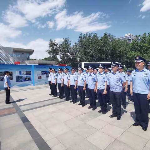 市局机关党委组织参观学习石家庄市高质量发展纪实展