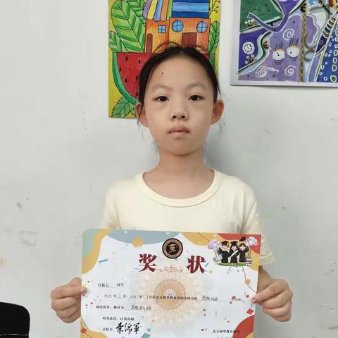 神墨教育思维绘画邱斯垚小朋友结课啦