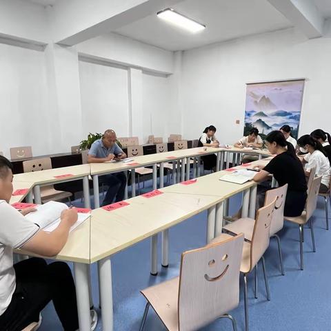 用心灵教书，用大爱育人—海口市海瑞学校2023-2024学年度第一学期第5周初中数学科组教研活动