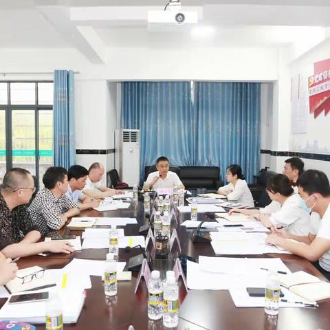 县长唐守兵主持召开城市更新项目工作调研会