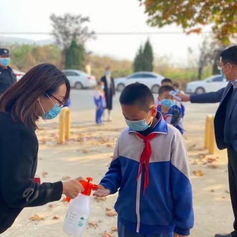 疫情防控，人人有责—仲宫街道东泉泸小学疫情防控演练