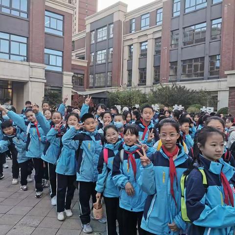 “劳动励心志，实践促成长”正阳街小学六年三班研学旅行活动纪实