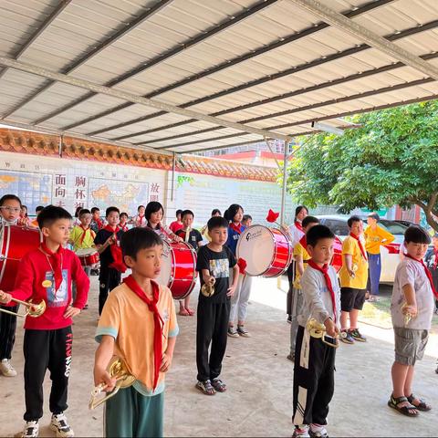 队旗飘飘展风采  鼓号声声震乌坭