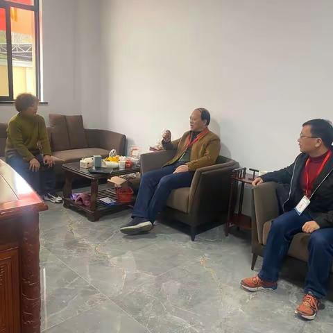 市公用事业发展中心主要领导赴市区三家燃气企业开展走访调研