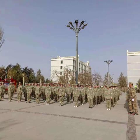 意志的磨练★★青春的蜕变——致军训