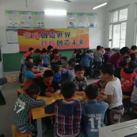 温泉小学乡村少年宫 欢乐乡村小小美少年